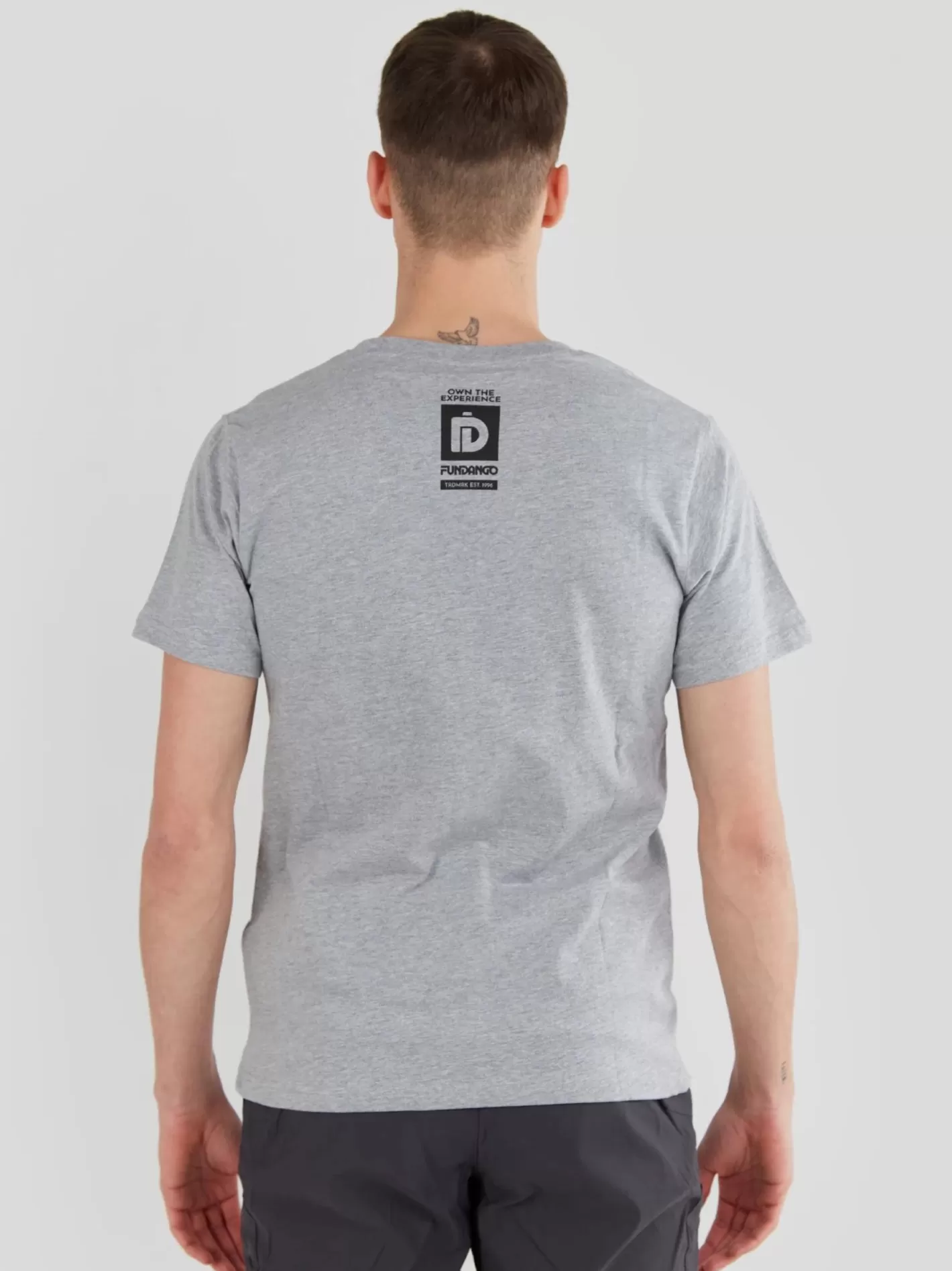 T-Shirt^Fundango Basic - T Logo-9 T-Shirt Grey