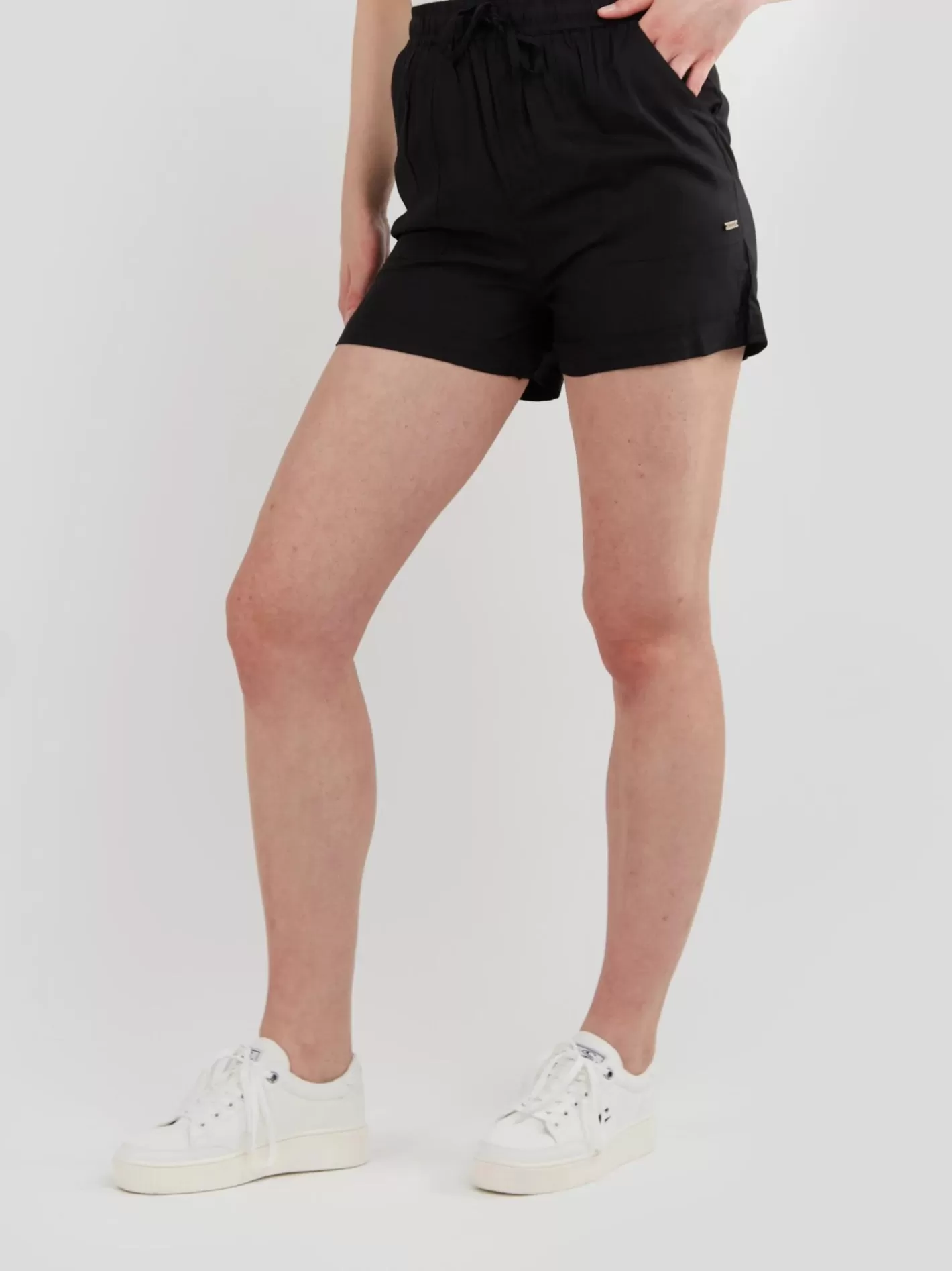 Shorts^Fundango Carla Shorts Black